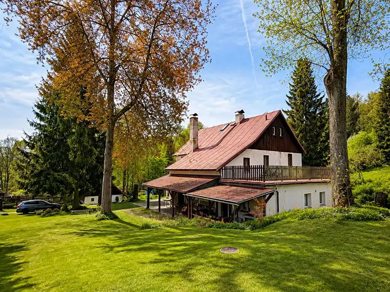 Prodej rodinného domu 360 m², pozemek 1604 m², Merklín – náhled fotky 2