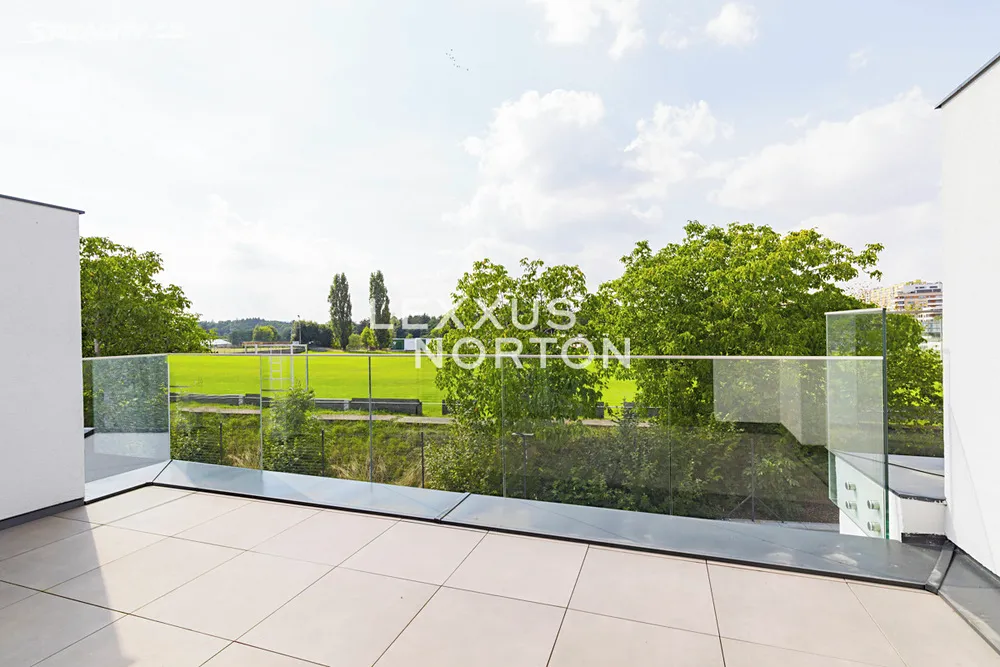 Pronájem rodinného domu 186 m², pozemek 156 m² – pohled 5