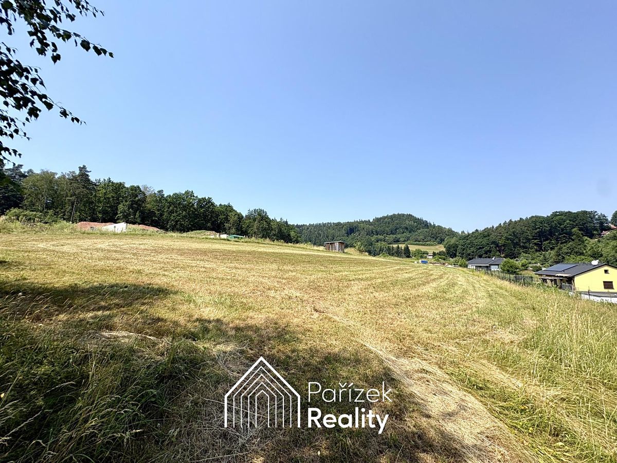 Prodej stavebního pozemku 1003 m² – fotografie 3