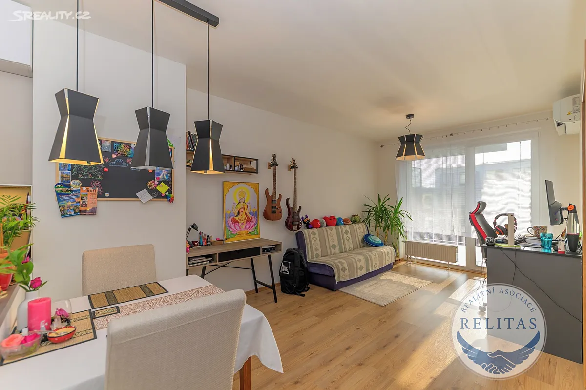 Pronájem bytu 2+kk 54 m², Horoměřice