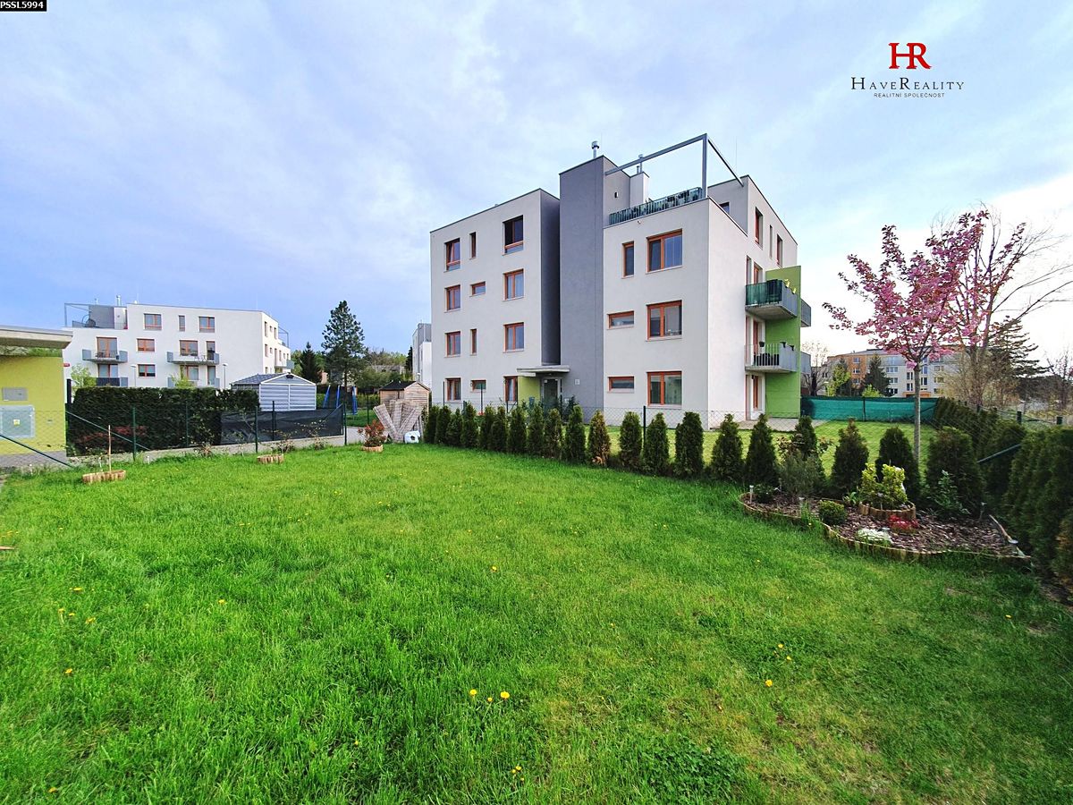 Pronájem bytu 2+kk 50 m² – fotografie 2
