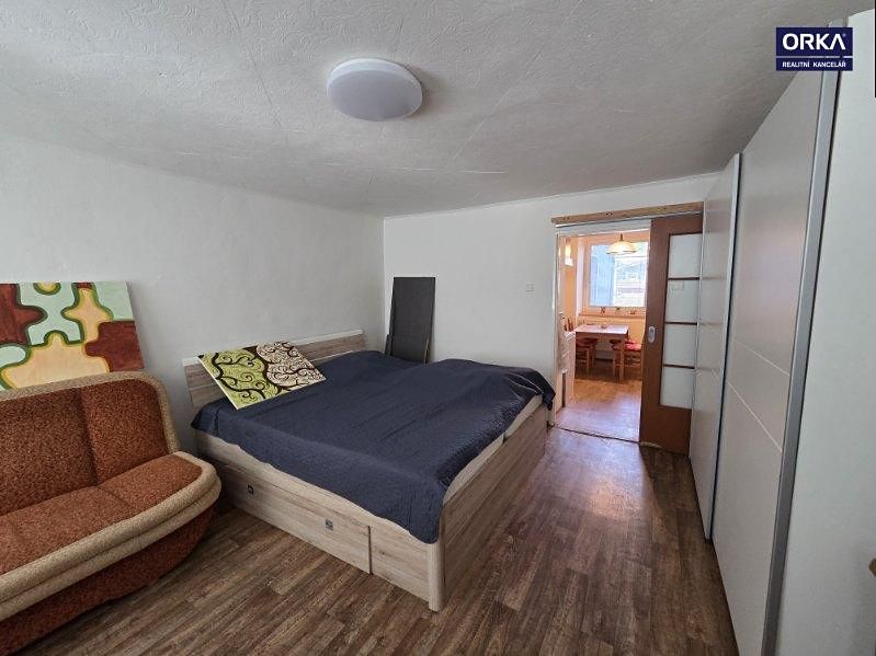 Pronájem bytu 1+1 33 m² – fotografie 3
