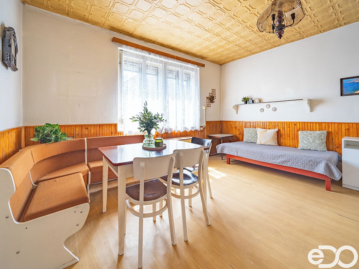 Prodej rodinného domu 133 m², pozemek 523 m² – fotografie 2
