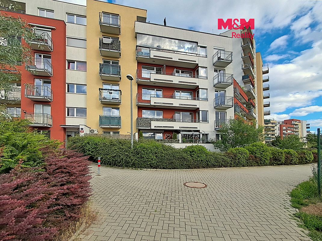 Pronájem bytu 1+kk 40 m²