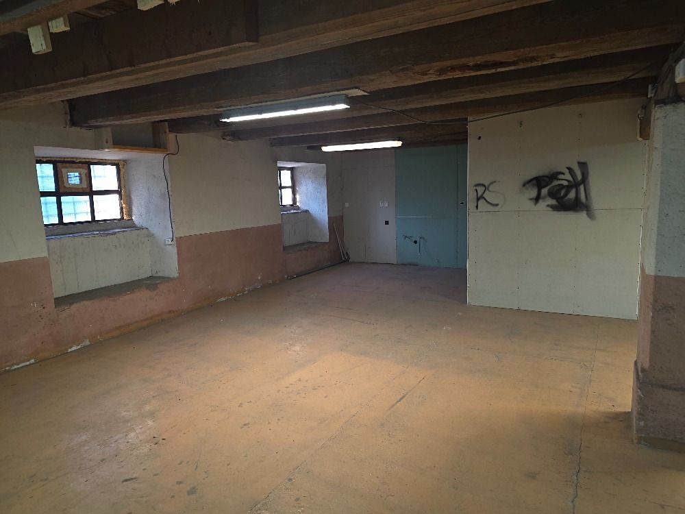 Pronájem skladového prostoru 196 m² – fotografie 3