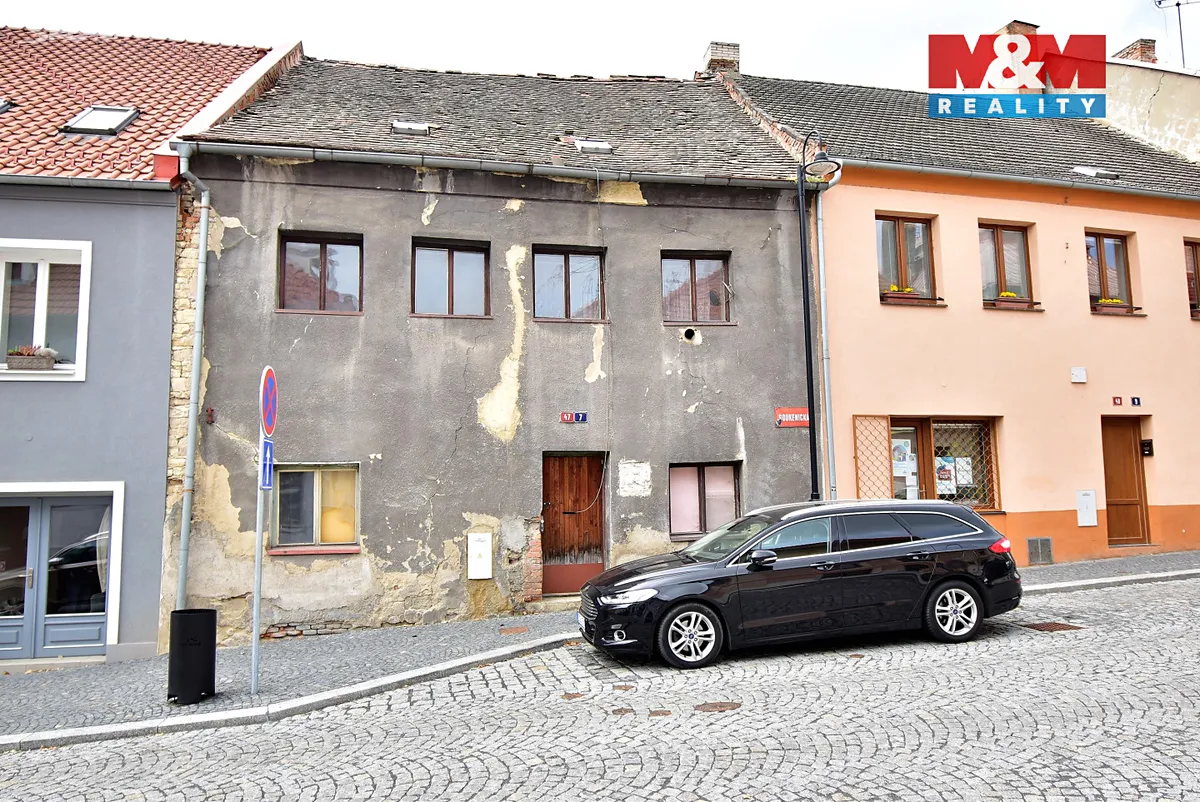 Prodej rodinného domu 200 m², pozemek 237 m² – pohled 3