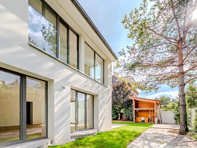 Prodej vily 334 m², pozemek 518 m²