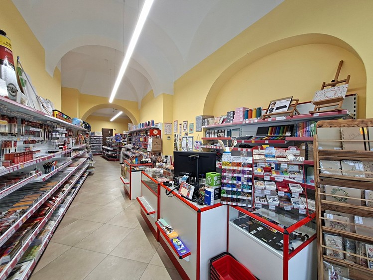 Комерційне приміщення в оренду, 80 м² (1 з 11)