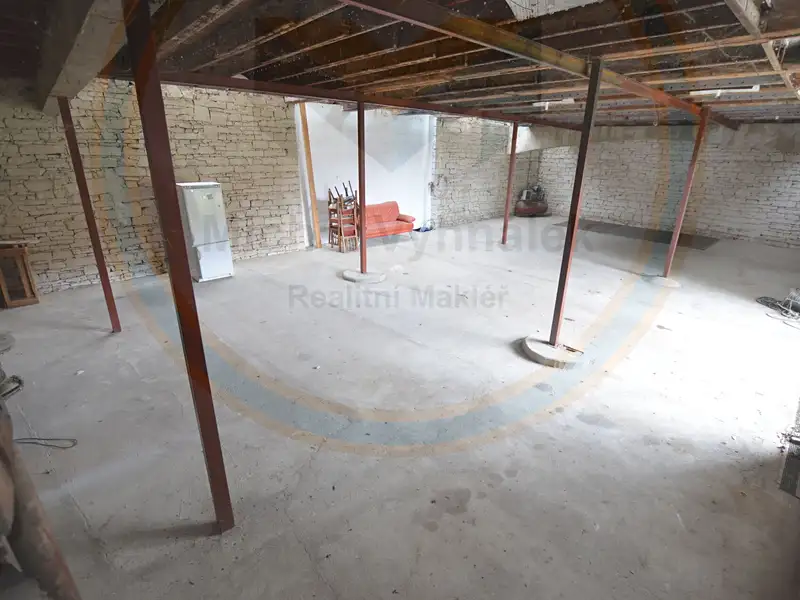 Pronájem zemědělského objektu 130 m², Hrobce – náhled fotky 3