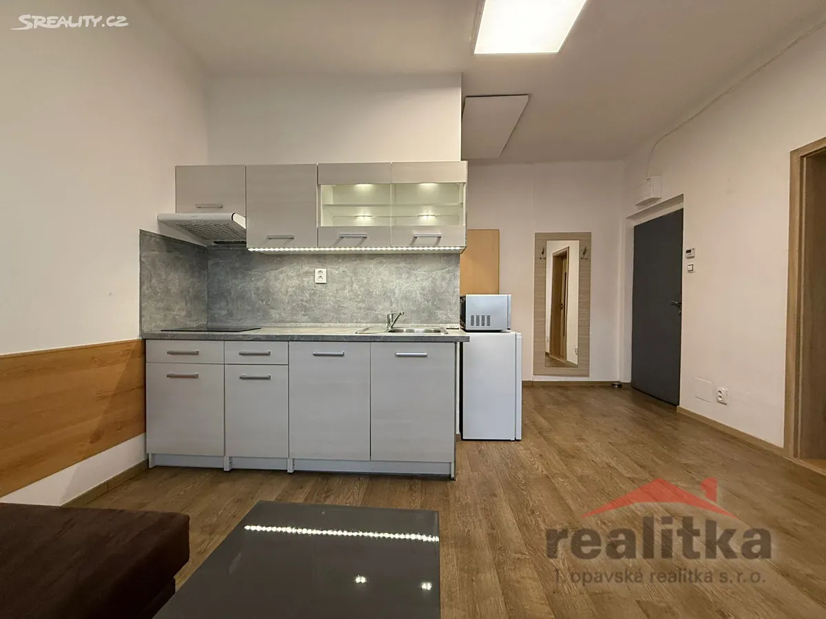 Pronájem bytu 2+kk 32 m², Opava