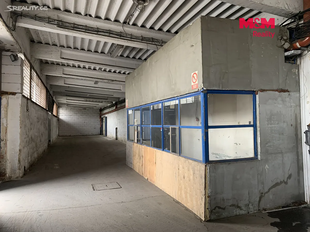 Pronájem skladového prostoru 544 m² - Więcej