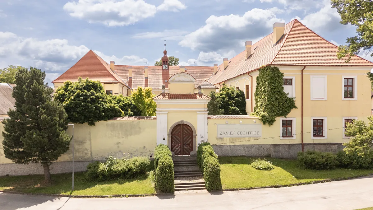 Prodej ubytovacího zařízení 1672 m²