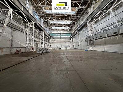 Pronájem výrobní haly, prostoru 1980 m²