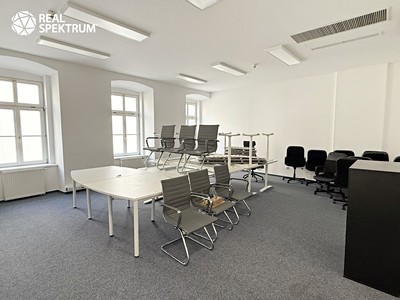 Pronájem kanceláře 86 m²