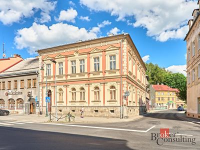 Prodej kanceláře 750 m²