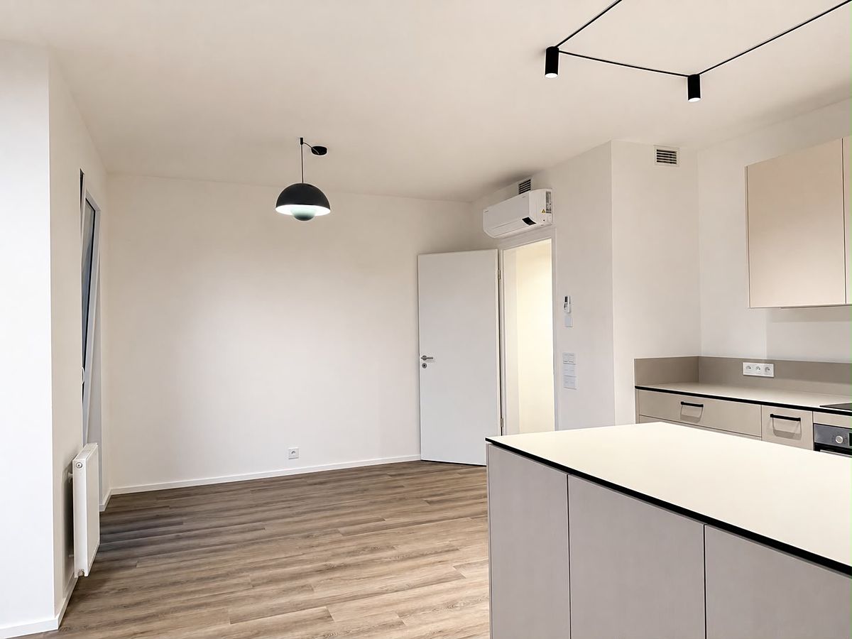 Pronájem bytu 4+kk 158 m² – fotografie 5