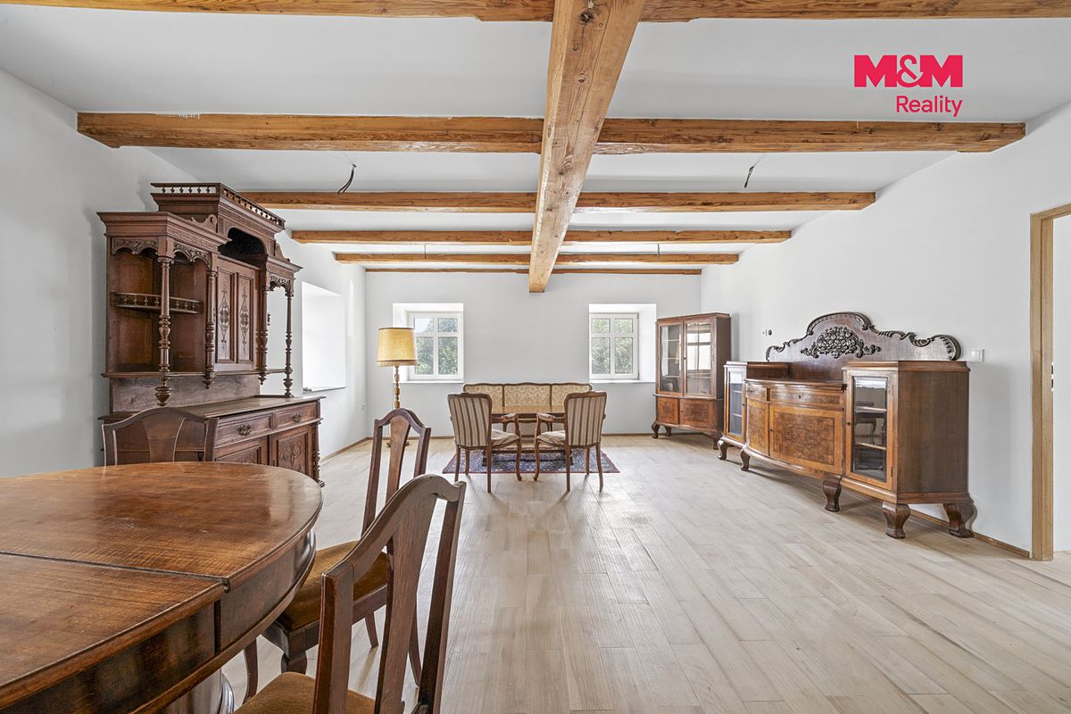 Prodej chalupy 260 m², pozemek 2350 m² – fotografie 2