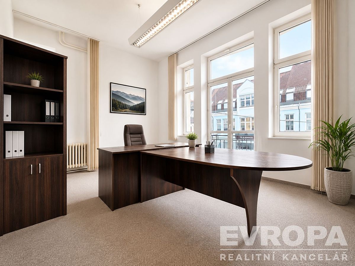 Pronájem kanceláře 160 m² – fotografie 2