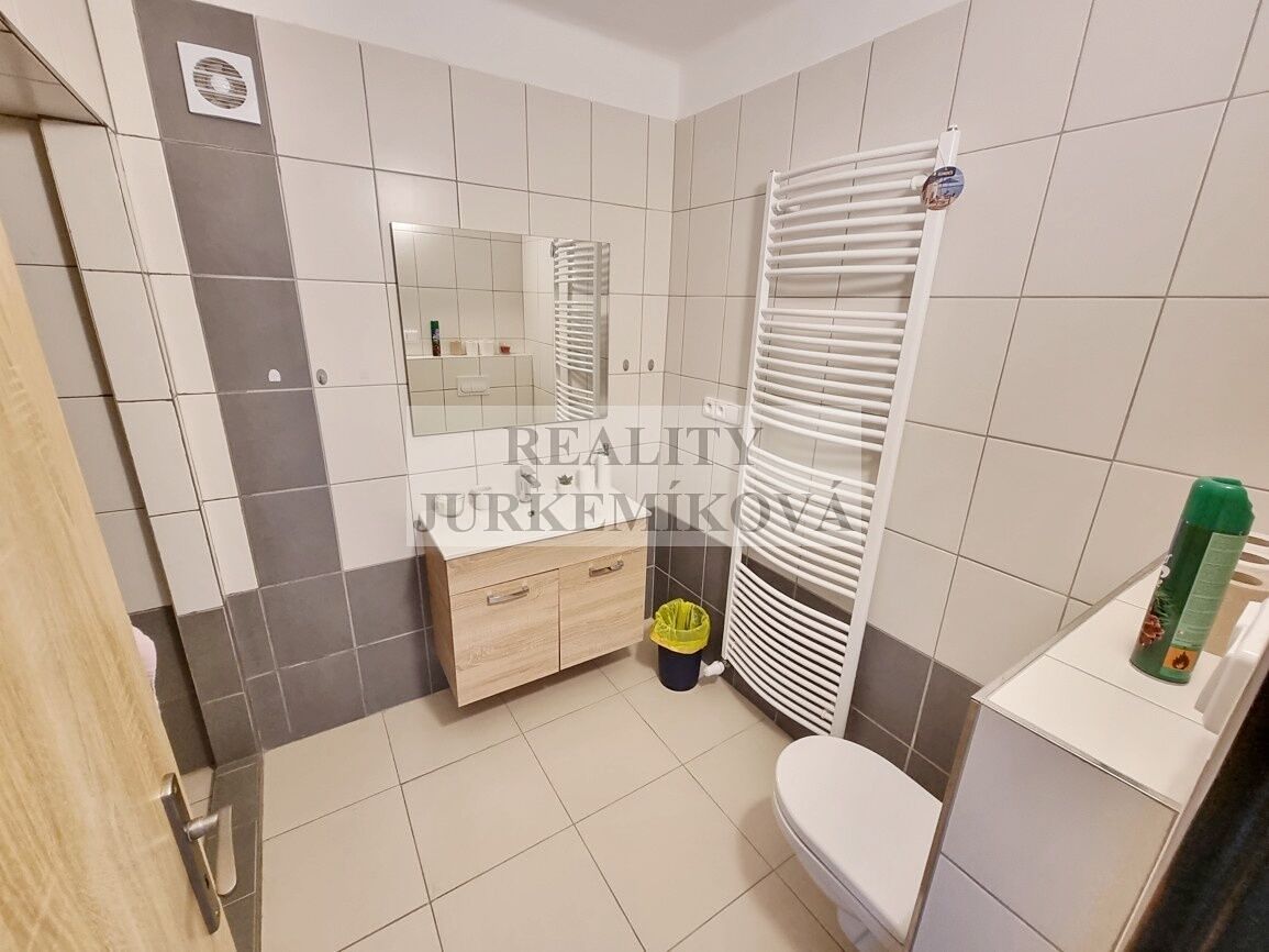 Prodej vícegeneračního domu 200 m², pozemek 447 m² – fotografie 5