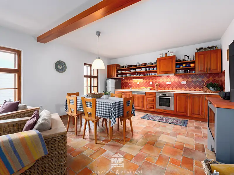 Prodej chalupy 231 m², pozemek 195 m², Rohozná – náhled fotky 3