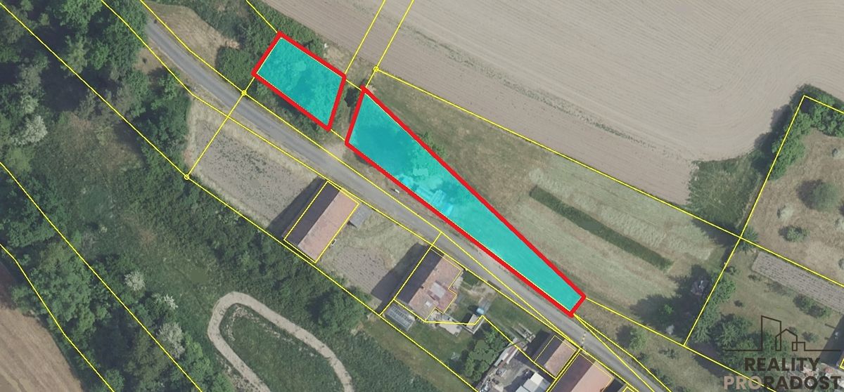 Prodej pozemku 810 m², Nestrašovice – fotka 1 z 3