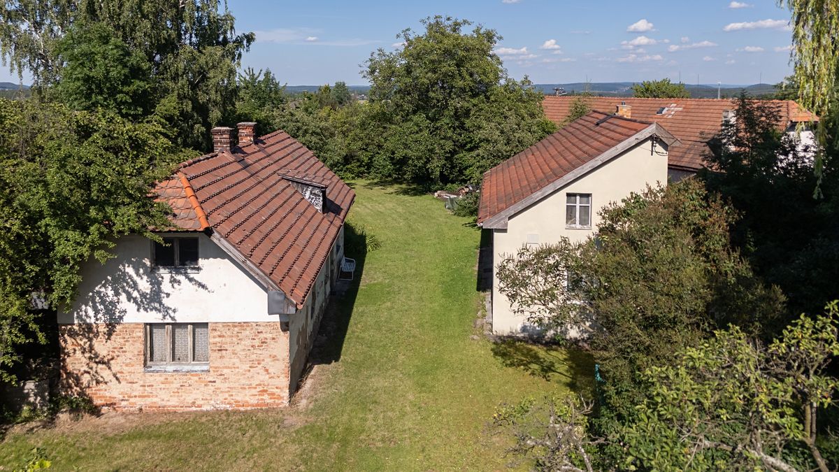 Prodej stavebního pozemku 1432 m² – fotografie 5