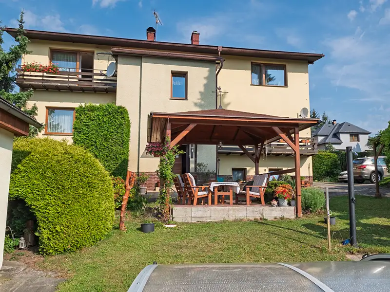 Prodej rodinného domu 420 m², pozemek 2524 m², Turnov – náhled fotky 2