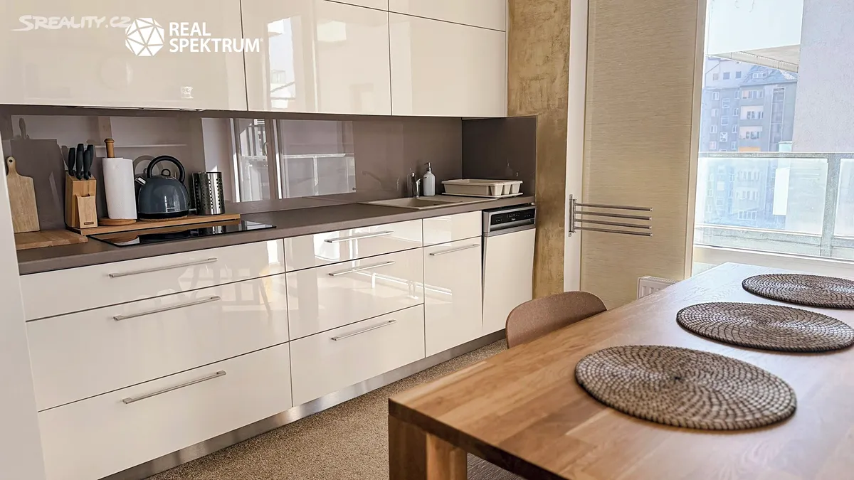 Pronájem bytu 2+kk 43 m², Brno