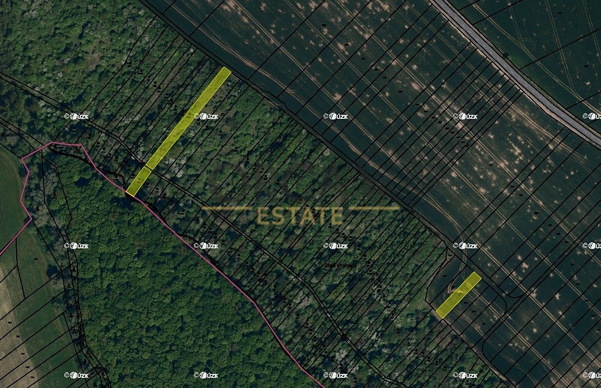 Prodej pozemku 1895 m²