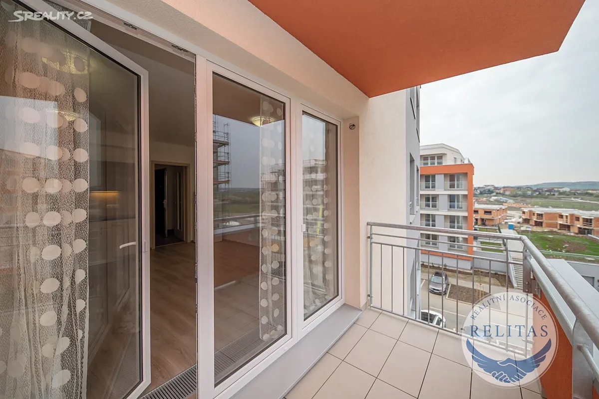 Pronájem bytu 1+kk 34 m² – další