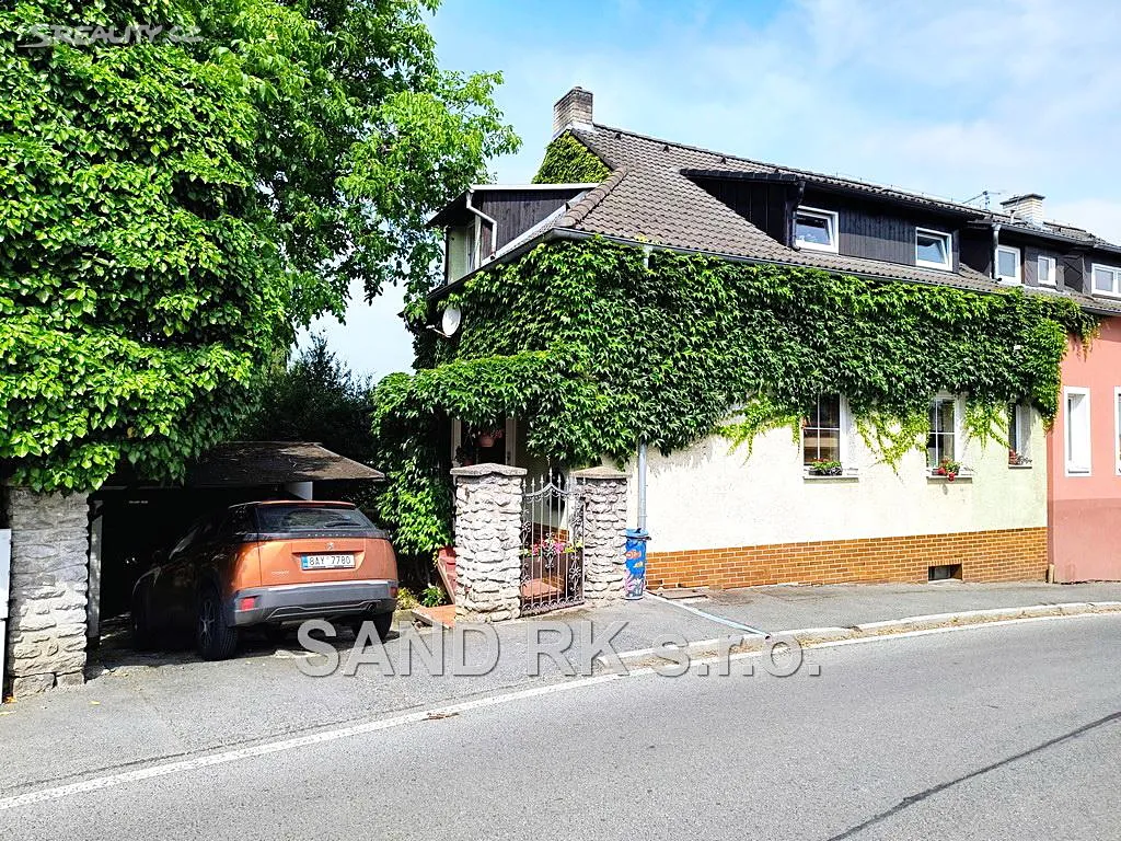 Prodej rodinného domu 205 m², pozemek 2221 m², Domažlice