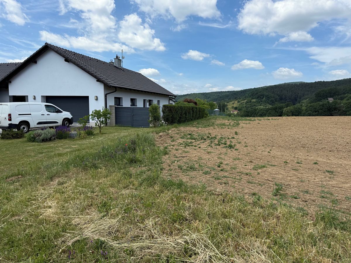 Prodej stavebního pozemku 902 m²