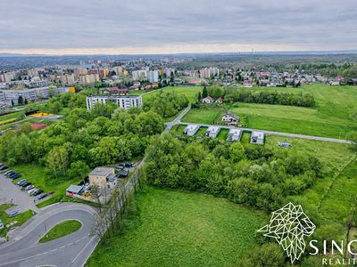 Prodej komerčního pozemku 2850 m²