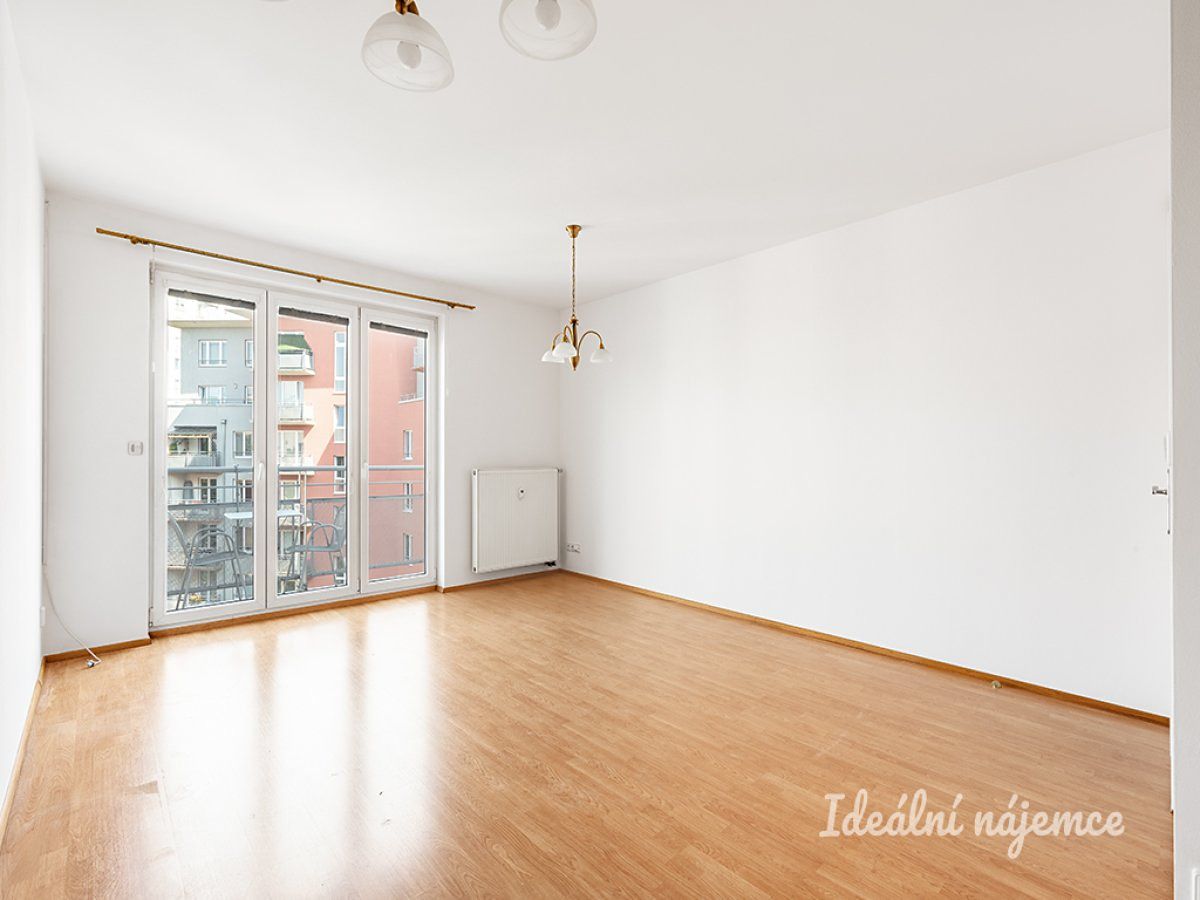 Pronájem bytu 2+kk 52 m² – fotografie 2
