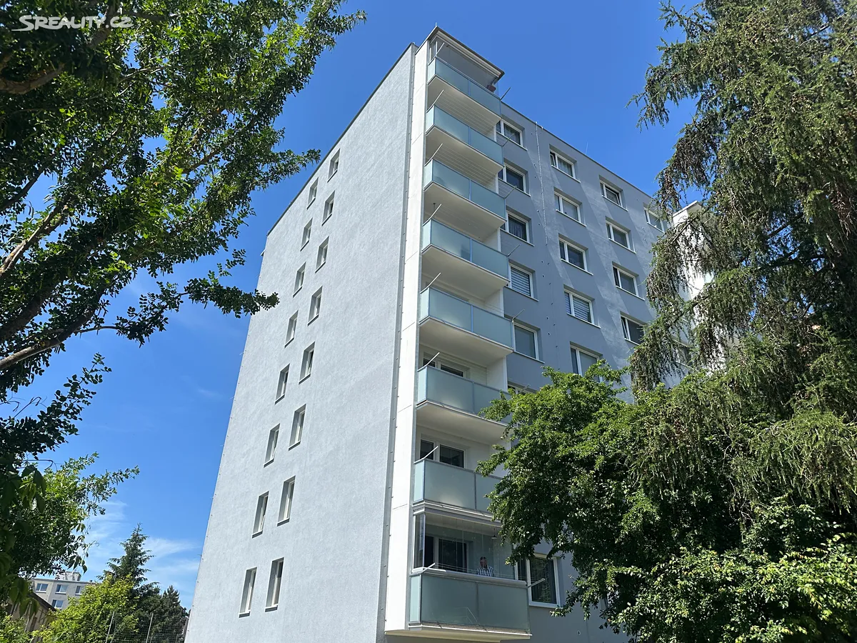 Prodej bytu 3+1 72 m², Třebíč