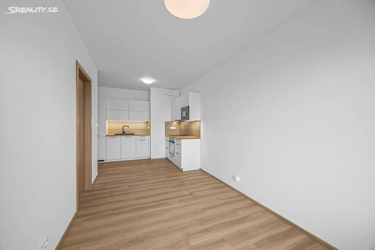 Pronájem bytu 2+kk 40 m², Praha