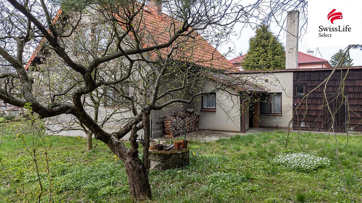 Prodej rodinného domu 120 m², pozemek 989 m² – fotografie 3