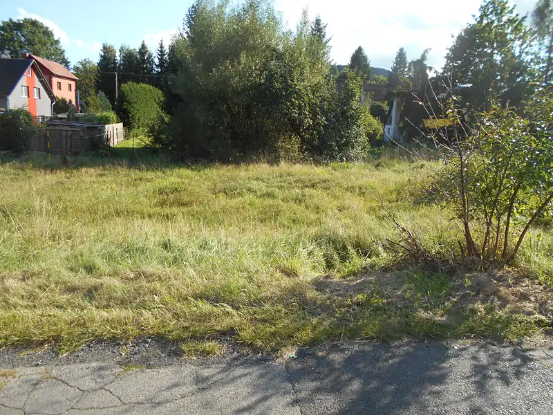Prodej stavebního pozemku 980 m², Dolní Podluží – náhled fotky 1