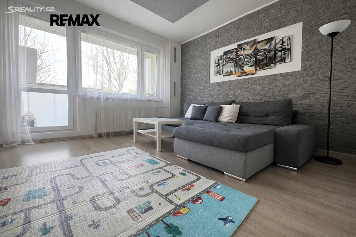 Prodej bytu 3+1 62 m² – pohled 3