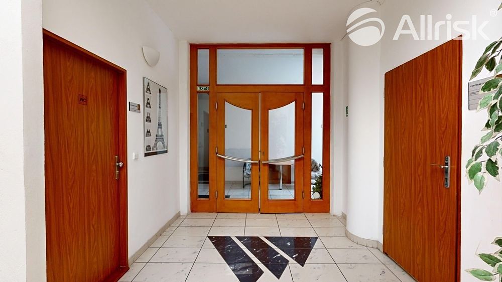 Pronájem kanceláře 51 m² – fotografie 5