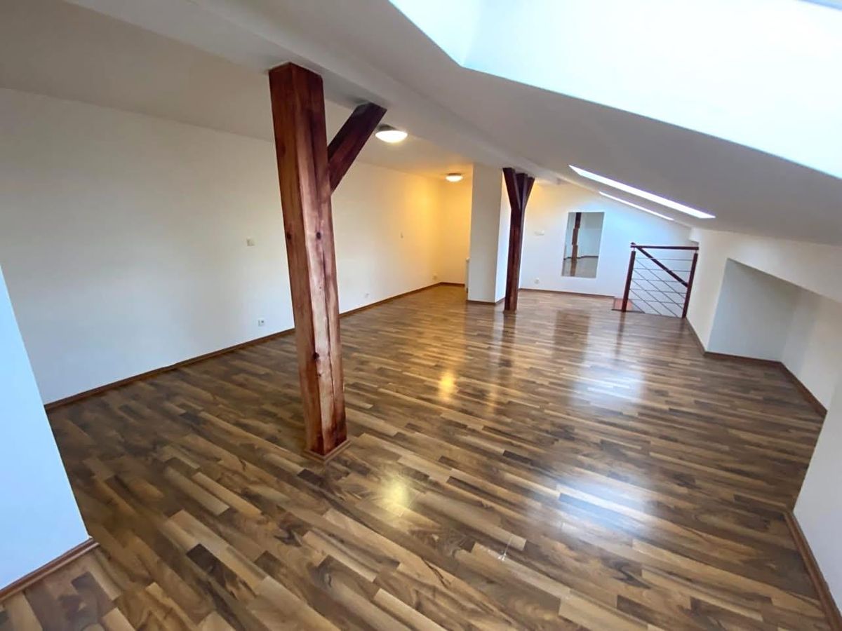 Pronájem bytu 2+kk 55 m²