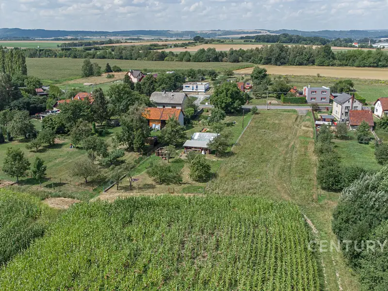 Prodej stavebního pozemku 1203 m², Hladké Životice – náhled fotky 2