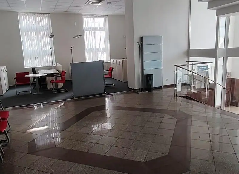 Pronájem obchodního prostoru 177 m², Nýrsko – náhled fotky 1