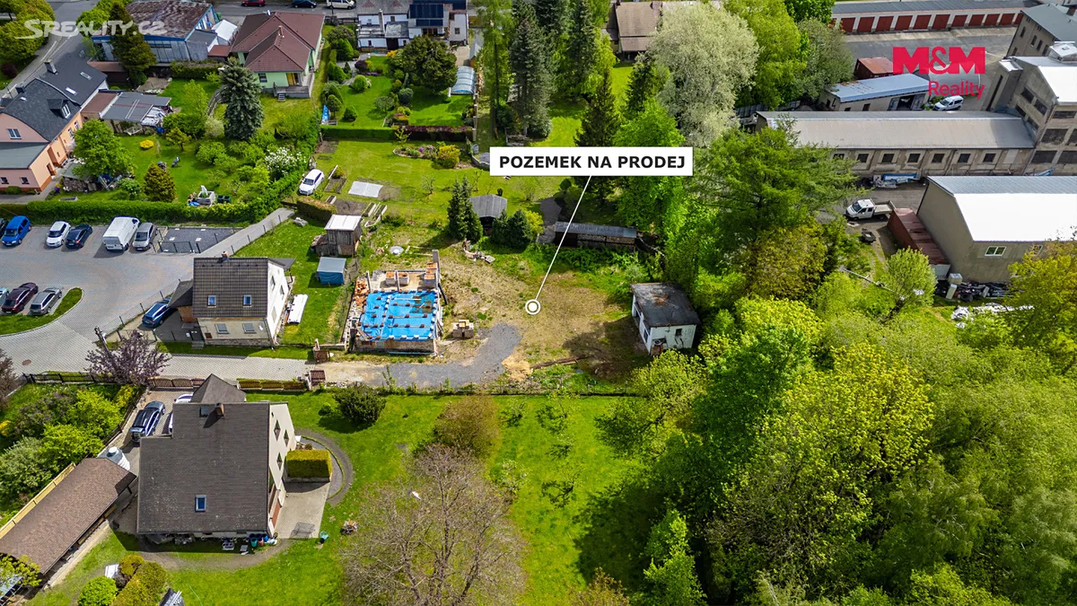 Prodej stavebního pozemku 1036 m² - Więcej