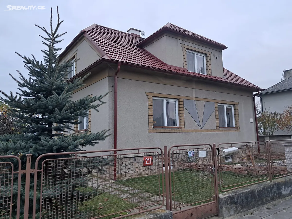 Prodej rodinného domu 150 m², pozemek 1550 m² – pohled 2