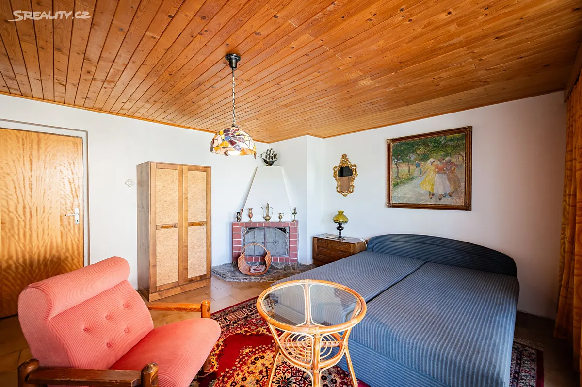 Prodej vícegeneračního domu 244 m², pozemek 948 m² - Widok 6