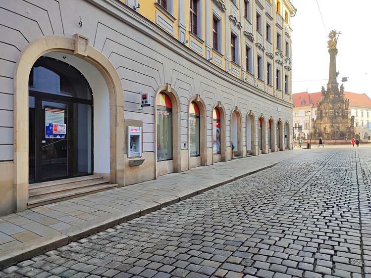 Комерційне приміщення в оренду, 80 м² (2 з 11)