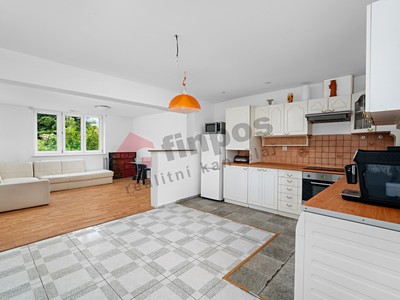 Prodej  rodinného domu 185 m², pozemek 758 m²