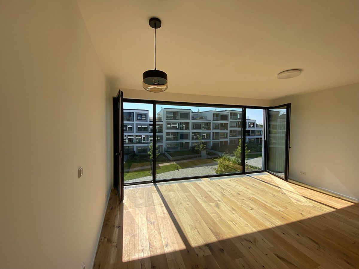 Pronájem bytu 1+kk 35 m²
