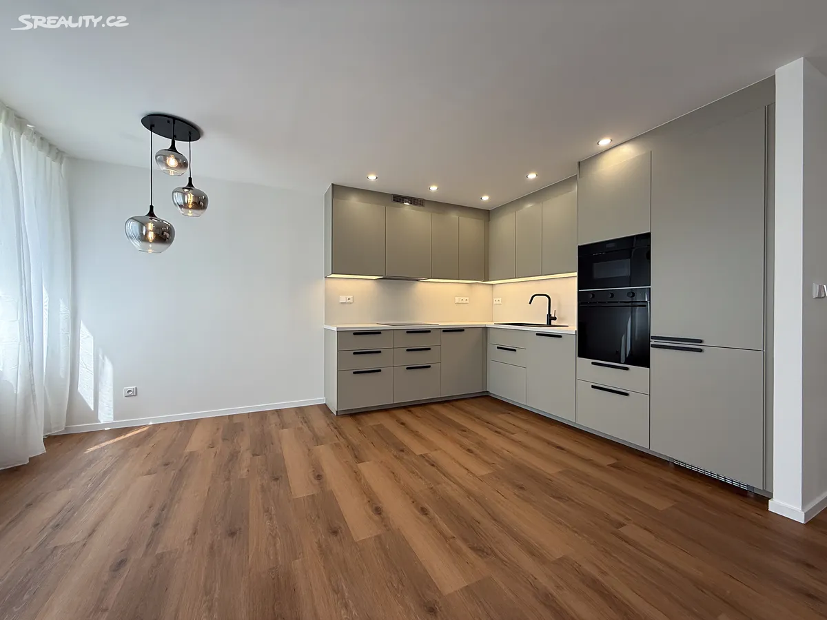 Prodej bytu 3+kk 68 m², Nymburk